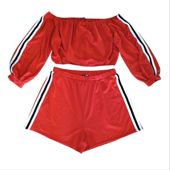 Fashion Nova Red Side Striped Crop Top High Waist 2 Piece Fleece Short Set 2X - Picture 2 of 14